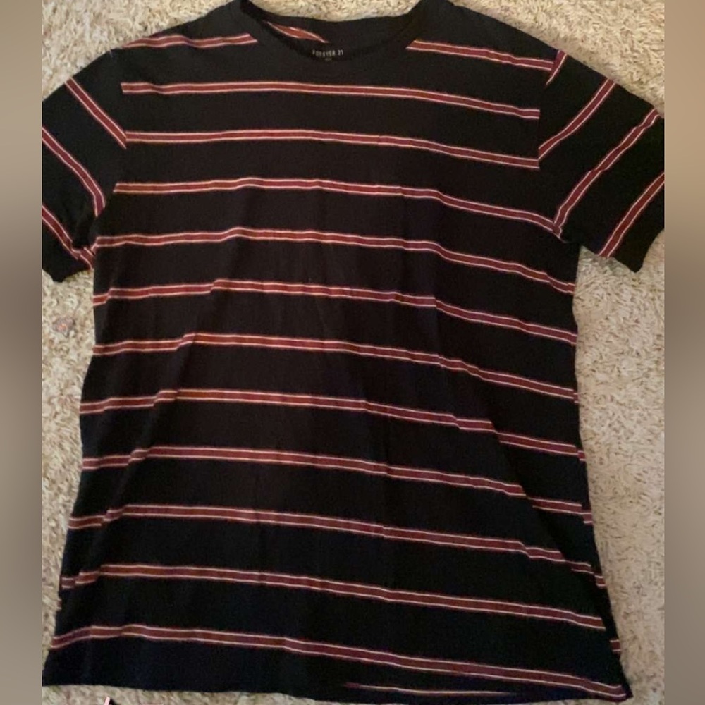 Forever 21 t-shirt